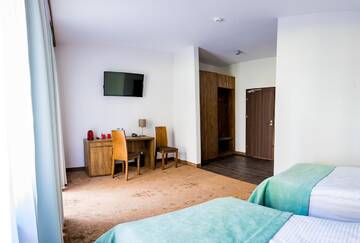 Фото номера Стандартный двухместный номер с 1 кроватью Курортные отели Kasor Resort &amp; Spa г. Стрыкув 4